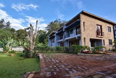 2 Bed Villa with En Suite at Kyuna