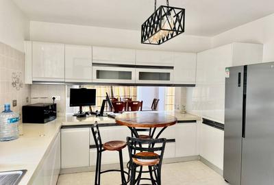 4 Bed Townhouse with En Suite in Runda - 3