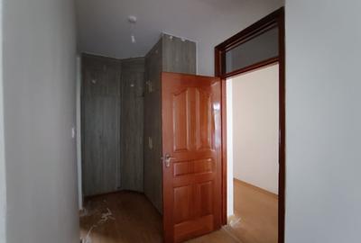 5 Bed House with En Suite in Lavington - 4