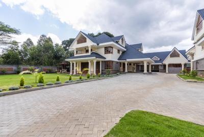 7 Bed House with En Suite in Karen