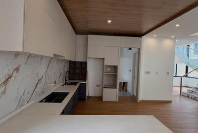 5 Bed Townhouse with En Suite at Lavington Green - 4