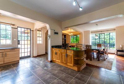 5 Bed House with En Suite in Karen - 4