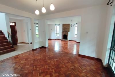 4 Bed Townhouse with En Suite at Off Convent Drive