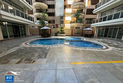 3 Bed Apartment with En Suite in Parklands