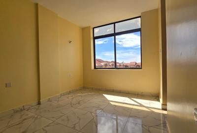 2 Bed Apartment with En Suite in Thindigua