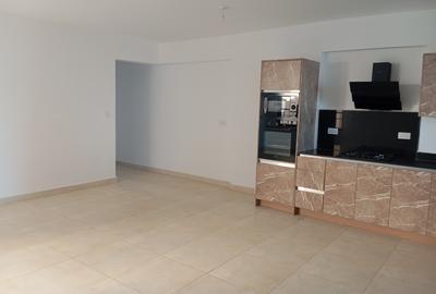 1 Bed Apartment with En Suite at Westlands Estate. - 2
