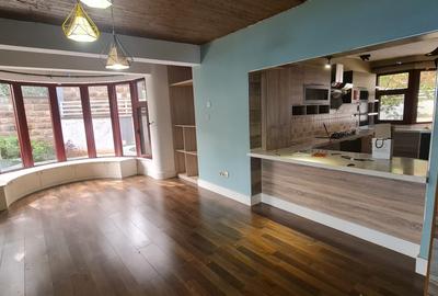 5 Bed Townhouse with En Suite at Karen - 2