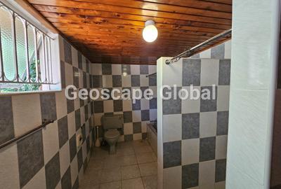 4 Bed House with En Suite in Gigiri - 4