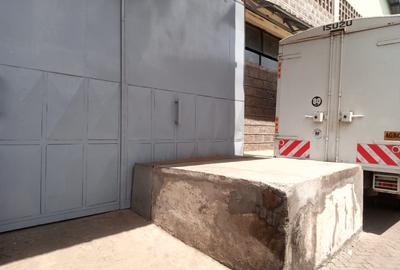 5,250 ft² Warehouse in Ruaraka - 2