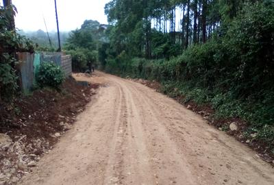 7 ac Land at Kahara Rd