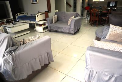 6 Bed House with En Suite in Westlands Area - 3