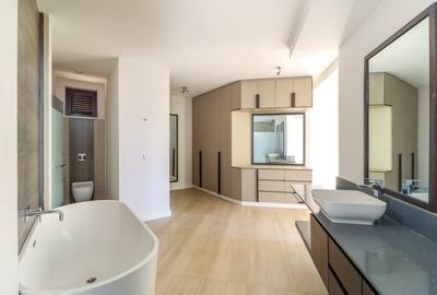 4 Bed Villa with En Suite in Lavington - 4