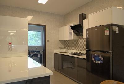 2 Bed Apartment with En Suite in Riverside