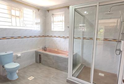 5 Bed House with En Suite in Karen - 4