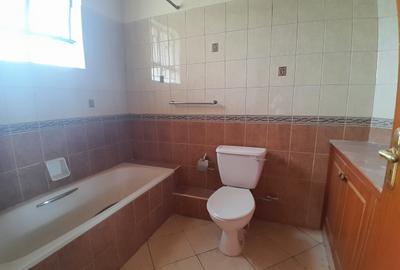 4 Bed Townhouse with En Suite at Lavington Green - 4