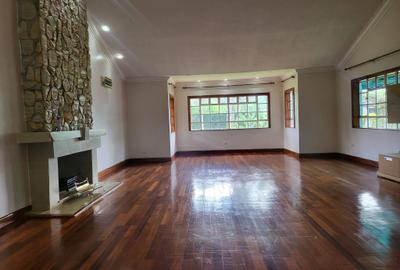 4 Bed House with En Suite at Mimosa Close - 4