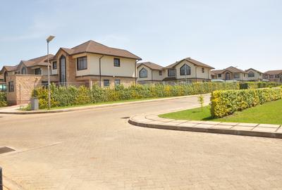 3 Bed House with En Suite at Eden Ville Estate