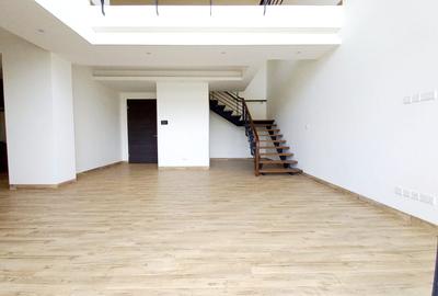 3 Bed Apartment with En Suite at Riverside Lane