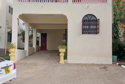 4 Bed House with En Suite at Nyali Mombasa