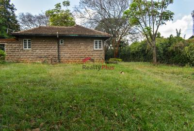 Land in Lavington