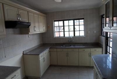 3 Bed Apartment with En Suite at Kilimani