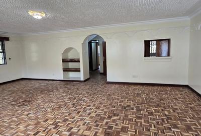 4 Bed Townhouse with En Suite at Lavington Green - 2