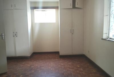 Commercial Property with Service Charge Included in Kilimani