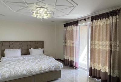 4 Bed Apartment with En Suite in Kilimani