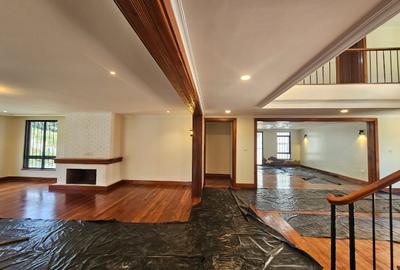 5 Bed House with En Suite in Loresho - 4