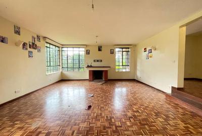 5 Bed House with En Suite in Karen - 3