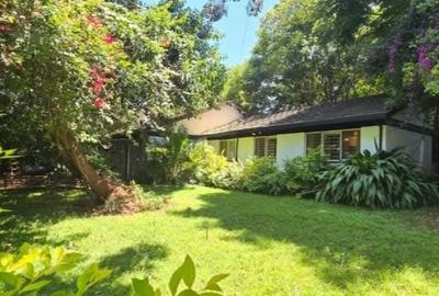 4 Bed House with En Suite at Crescent Road