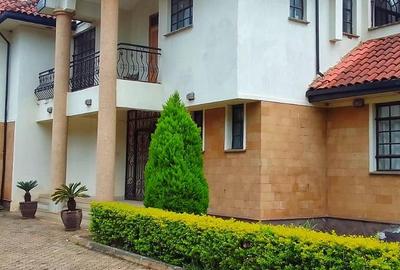 5 Bed Townhouse with En Suite in Karen