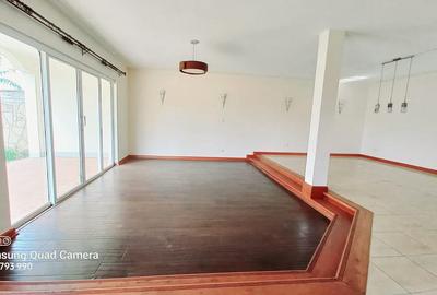 4 Bed House with En Suite at Grevillea Grove