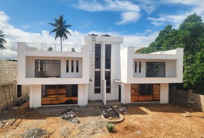 3 Bed Villa with En Suite at Mtwapa