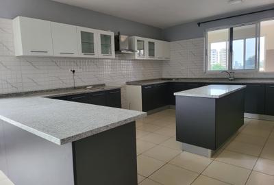 4 Bed Apartment with En Suite in General Mathenge - 4