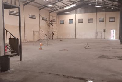5,545 ft² Warehouse with Service Charge Included in Ruiru - 2
