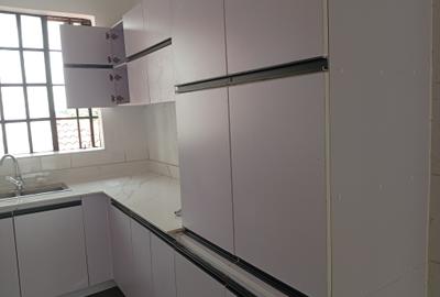 4 Bed Apartment with Borehole in Kileleshwa