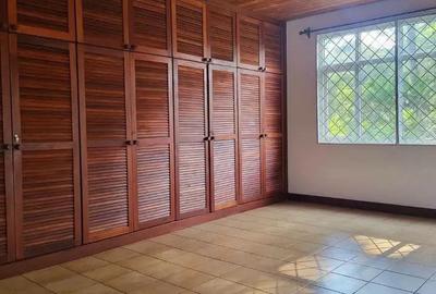 5 Bed Villa with En Suite at Limuru Road - 4