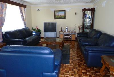 4 Bed Apartment with En Suite in Westlands Area