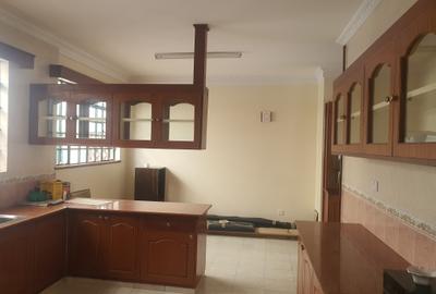 4 Bed Townhouse with En Suite at Westlands