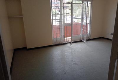2 Bed Apartment with Parking in Madaraka