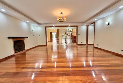 5 Bed House with En Suite in Thigiri
