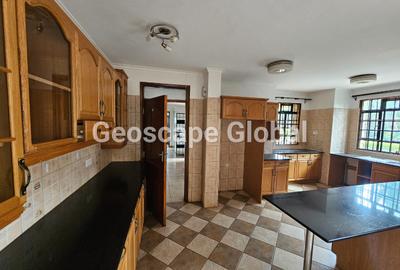 4 Bed Villa with En Suite in Runda - 2