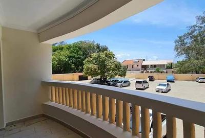 3 Bed Apartment with En Suite at Mt Kenya