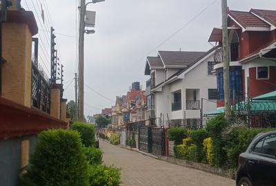 5 Bed House in Banana - 3