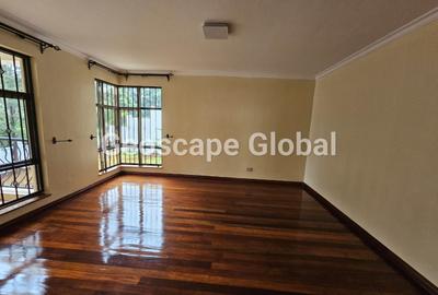 5 Bed House with En Suite in Kitisuru