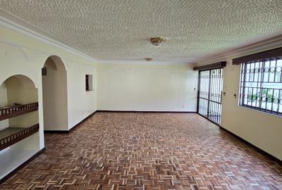 4 Bed Townhouse with En Suite in Lavington - 4