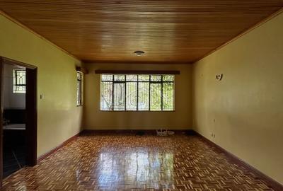 4 Bed Townhouse with En Suite in Lavington - 4