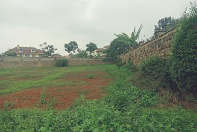 2,020 m² Land in Runda