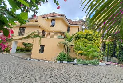 5 Bed Villa with En Suite at Westlands